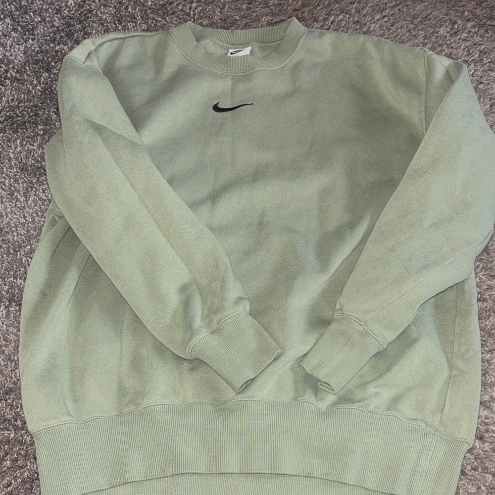 Nike Women's Sage Green Crewneck